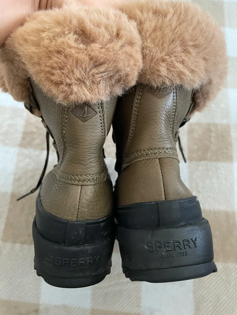 Sperry stylish olive
